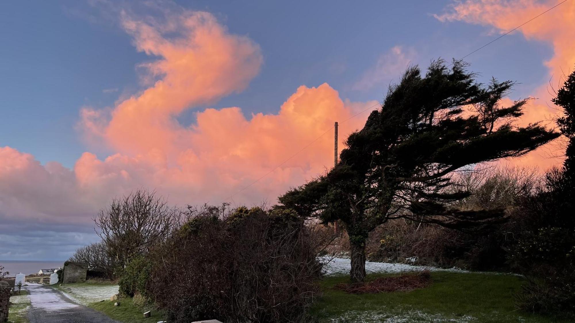 Tan Y Cytiau Villa Holyhead Room photo